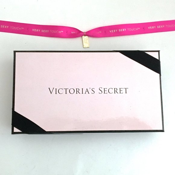 RARE Victorias Secret Jewelry Make Up Satin Travel Bag NWT - Picture 11 of 14